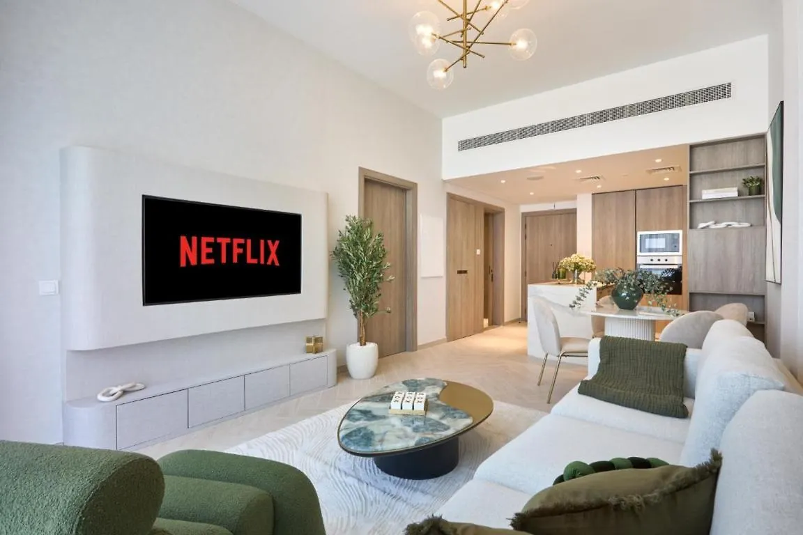 Chic-1Broxford Terrace 2 Luxuriously Furnished Apartment Dubai