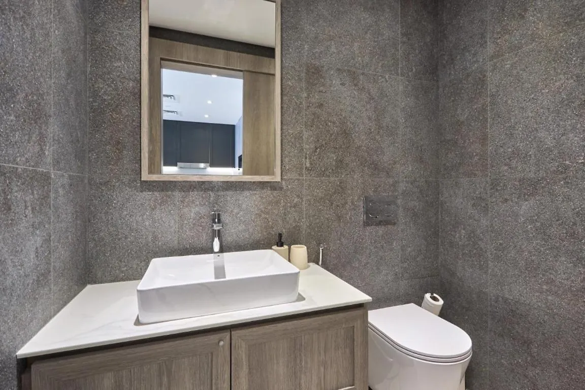 Chic-1Broxford Terrace 2 Luxuriously Furnished Apartment Dubai